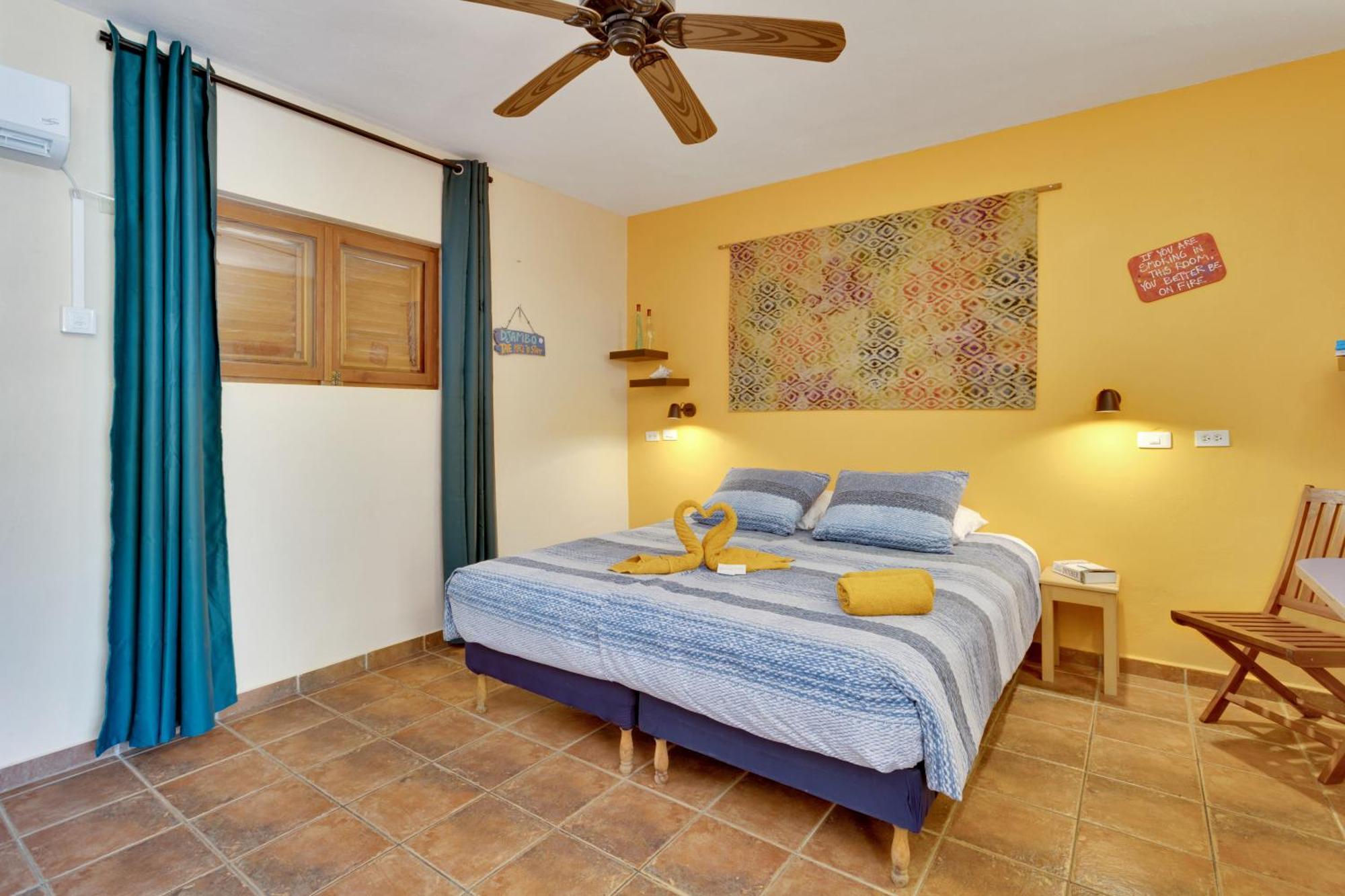 Djambo (Adults Only) Apartamento Kralendijk  Quarto foto